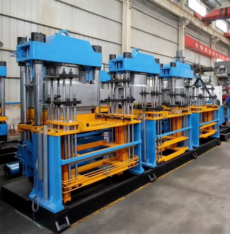 Vulcanizador de borracha da Crowns Machinery